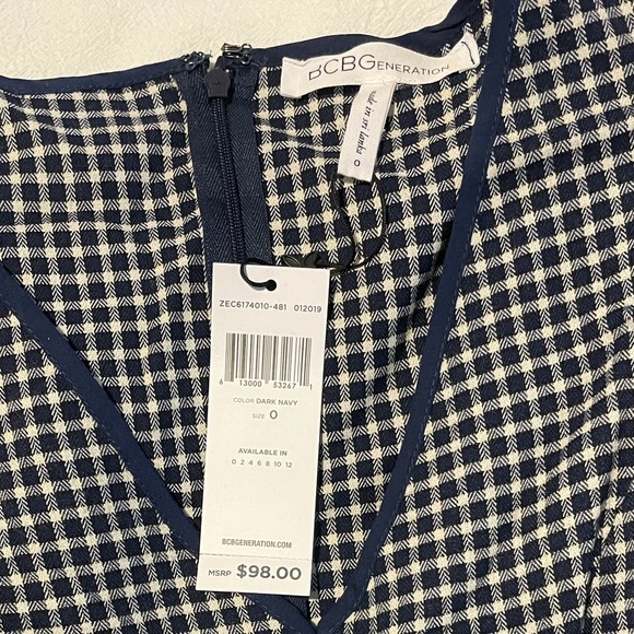 Navy blue BCBG dress size 0 - Picture 2 of 4